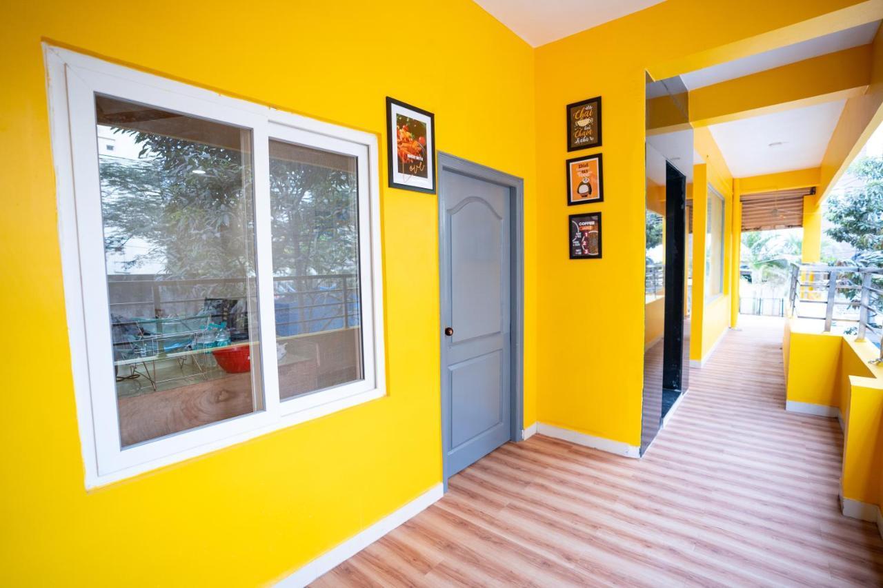 Yellow Bells Signature Hitec City Haiderabad Buitenkant foto